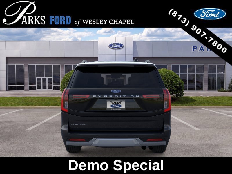 New 2026 Ford Expedition Platinum w/ Platinum Ultimate Package AWD/4WD image 5