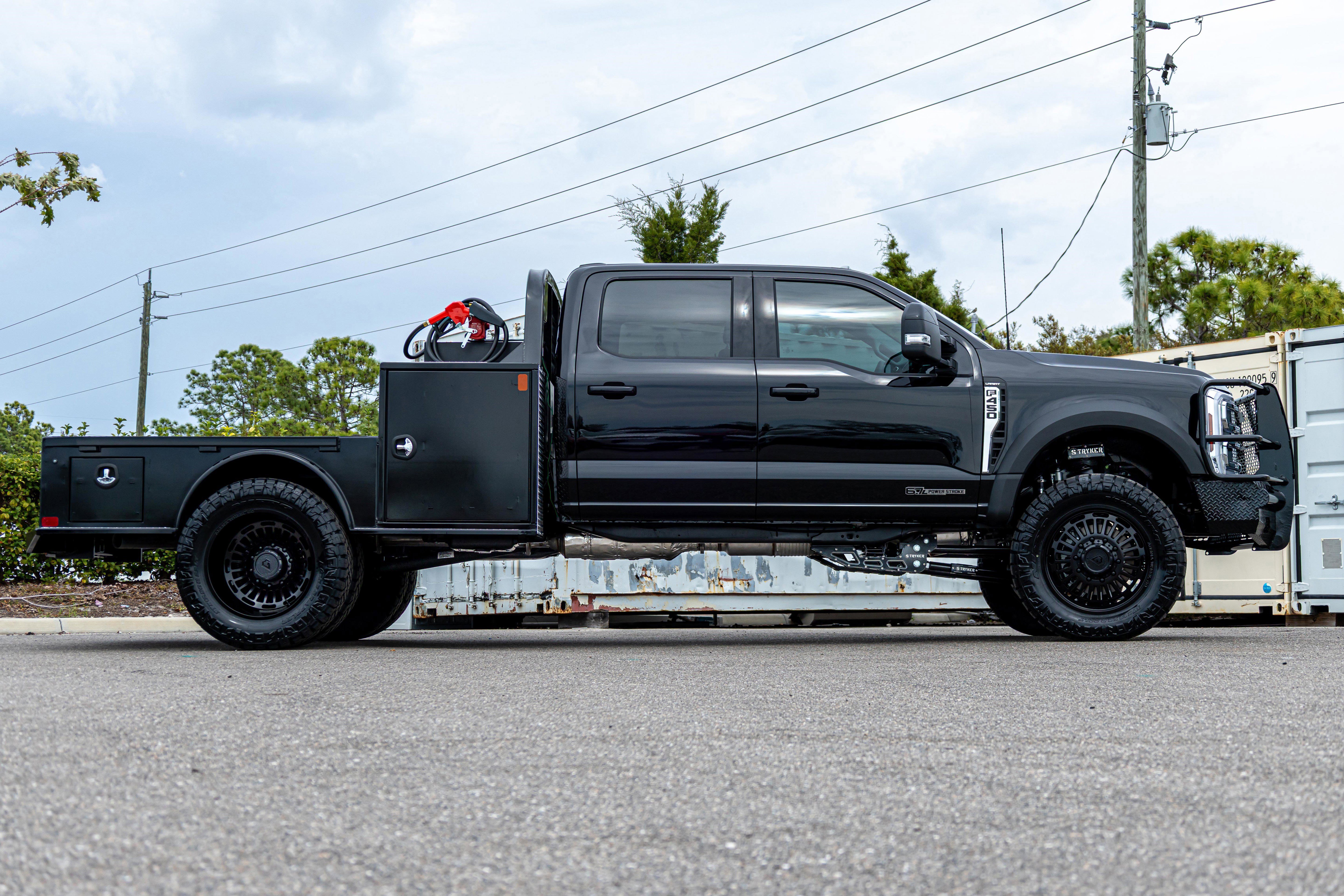 New 2026 Ford F450 Lariat image 2