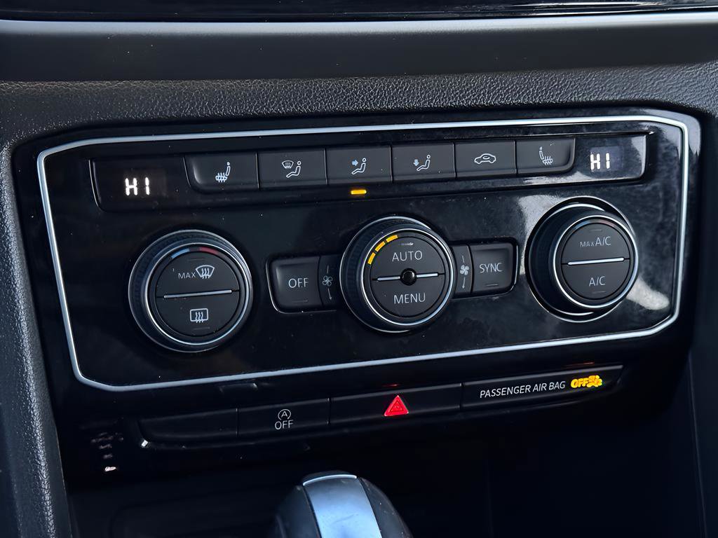 Used 2021 Volkswagen Atlas Cross Sport SEL image 19