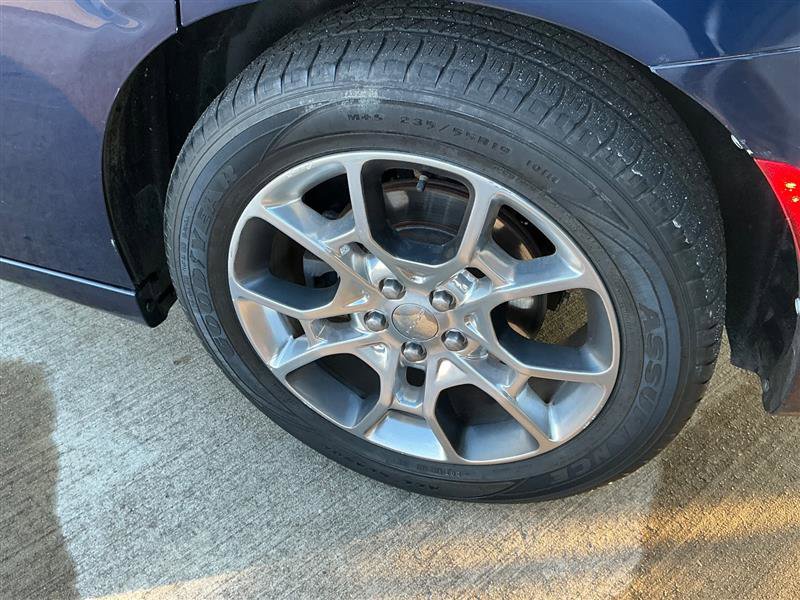 Used 2016 Dodge Charger SXT w/ AWD Premium Group image 24