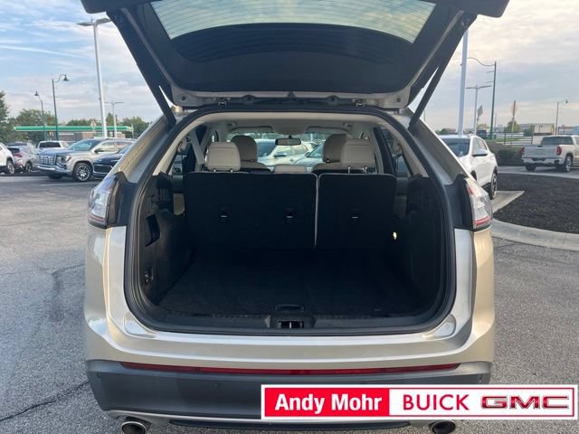 Used 2017 Ford Edge Titanium w/ Technology Package FWD image 9