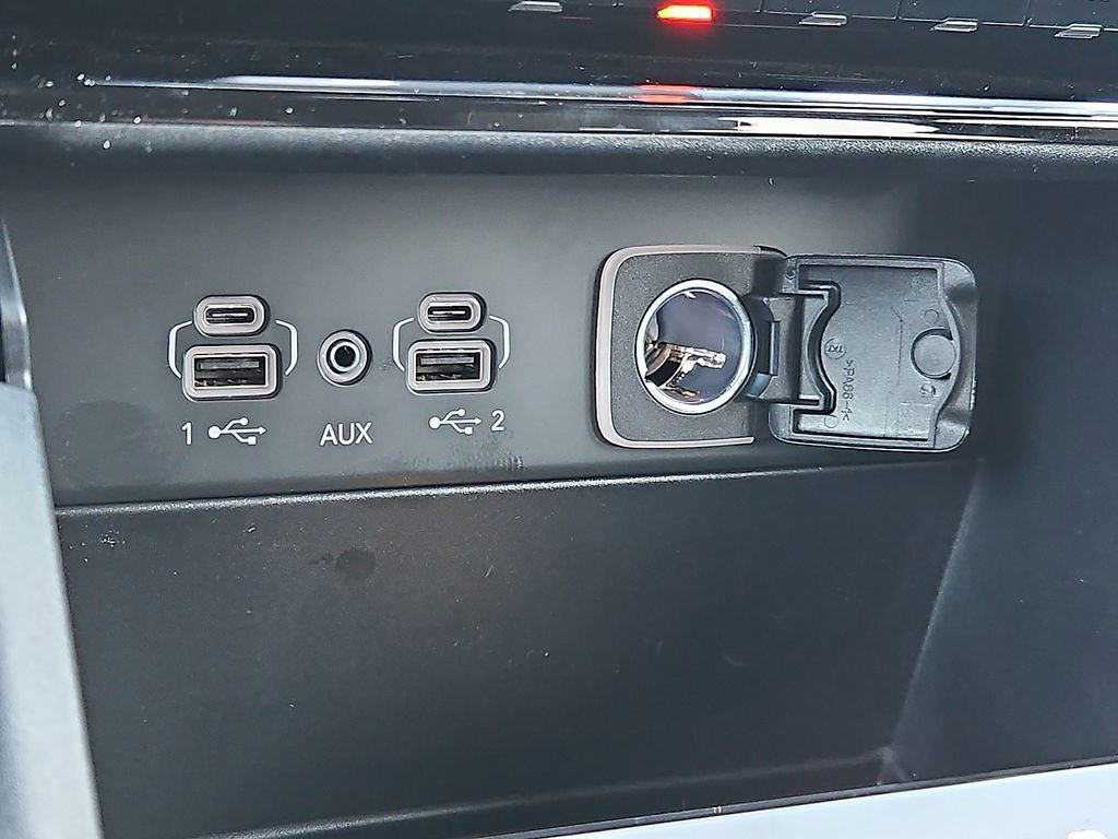 New 2026 Jeep Grand Cherokee Laredo AWD/4WD image 17