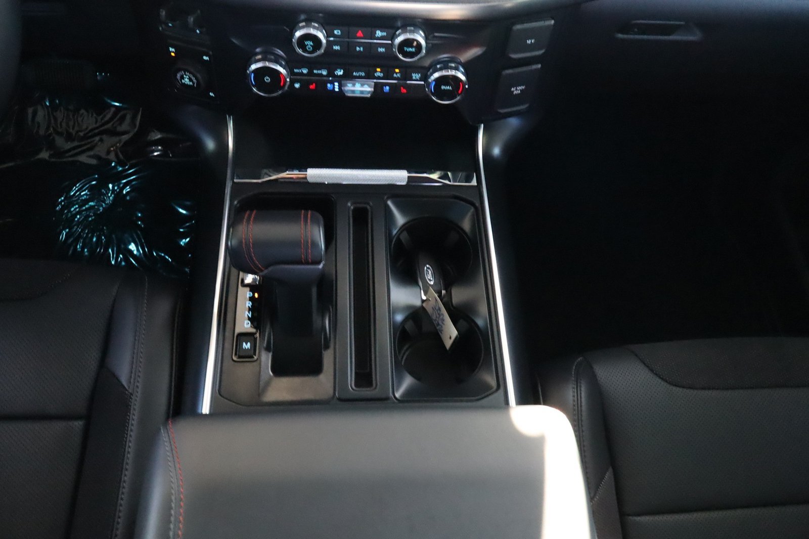 Used 2025 Ford F150 Raptor AWD/4WD image 33