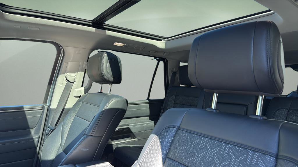 Used 2023 Toyota Sequoia Limited image 11