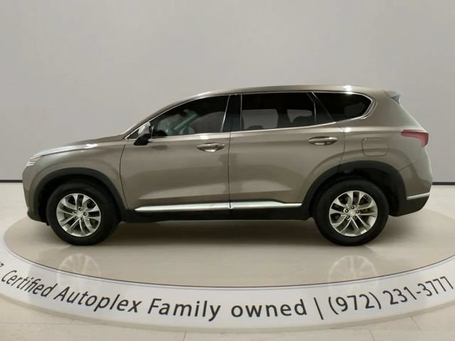 Used 2020 Hyundai Santa Fe SEL FWD image 2
