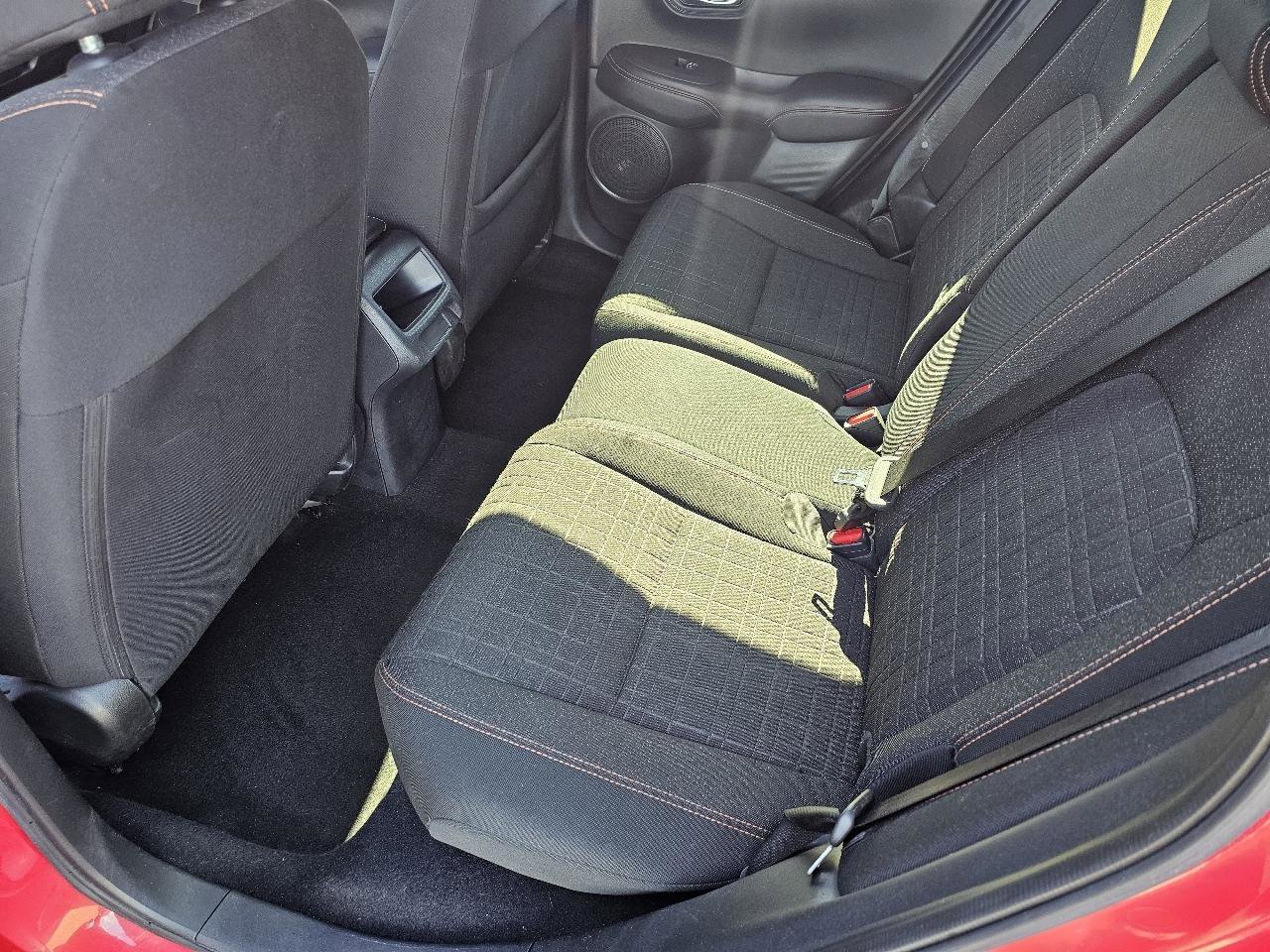 Used 2023 Honda HR-V Sport image 10