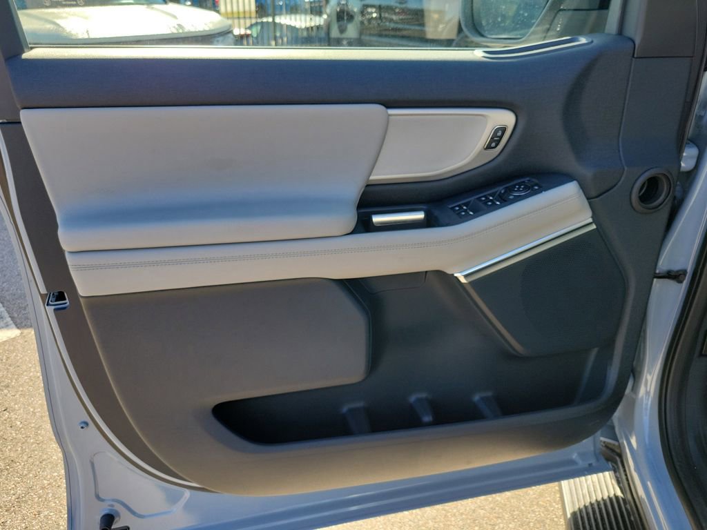 New 2026 Ford Expedition Active image 15