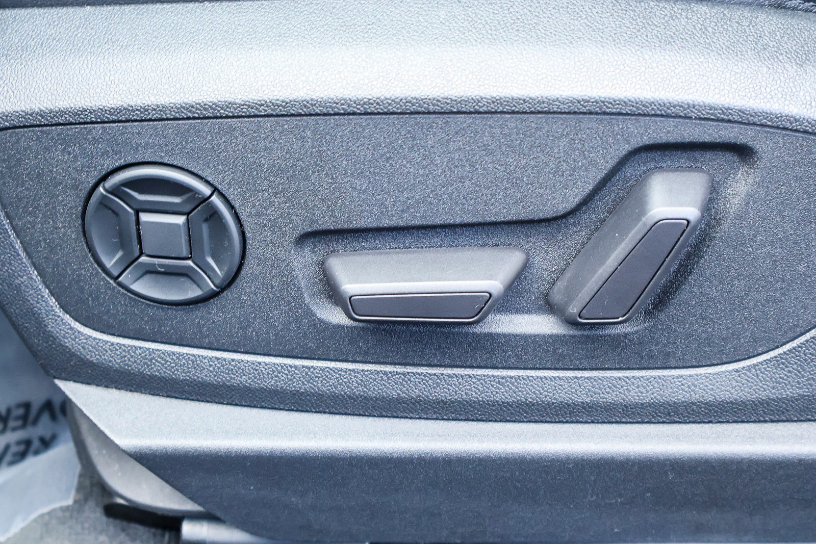 Used 2022 Audi e-tron Premium AWD/4WD image 13