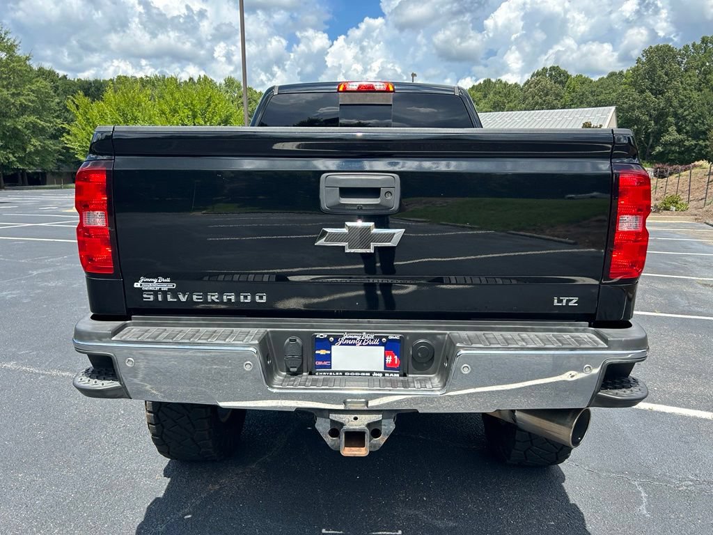 Used 2018 Chevrolet Silverado 2500 LTZ w/ Duramax Plus Package AWD/4WD image 21