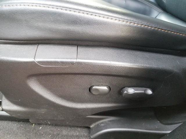 Used 2019 Chevrolet Trax LT w/ LT Convenience Package image 14