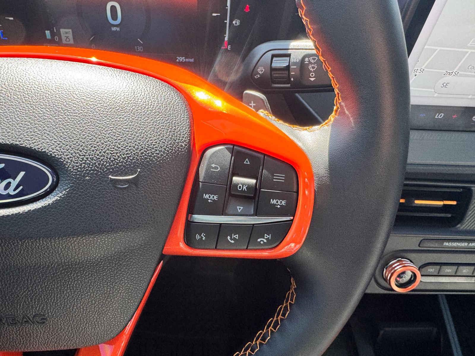 Used 2025 Ford Maverick Tremor AWD/4WD image 17