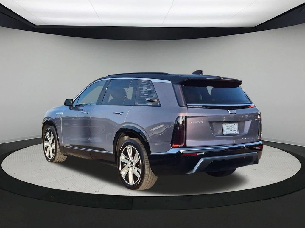 Certified 2026 Cadillac Vistiq Luxury AWD/4WD image 3