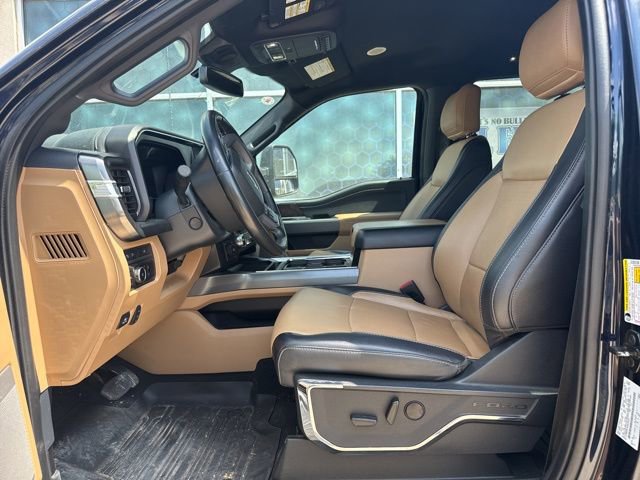 Used 2023 Ford F350 Lariat w/ Lariat Ultimate Package image 9