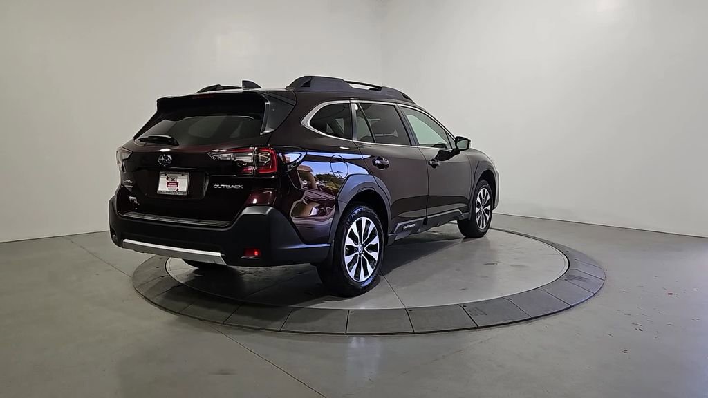 Certified 2025 Subaru Outback Limited AWD/4WD image 5