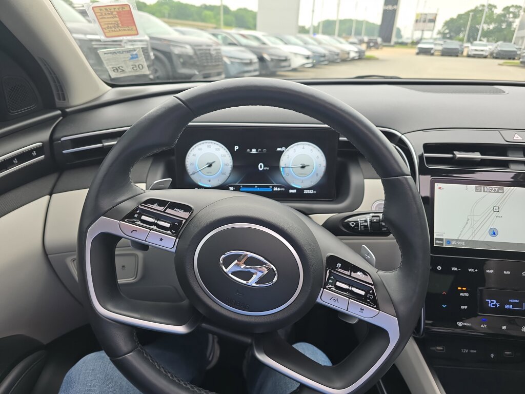 Used 2022 Hyundai Tucson Limited FWD image 14