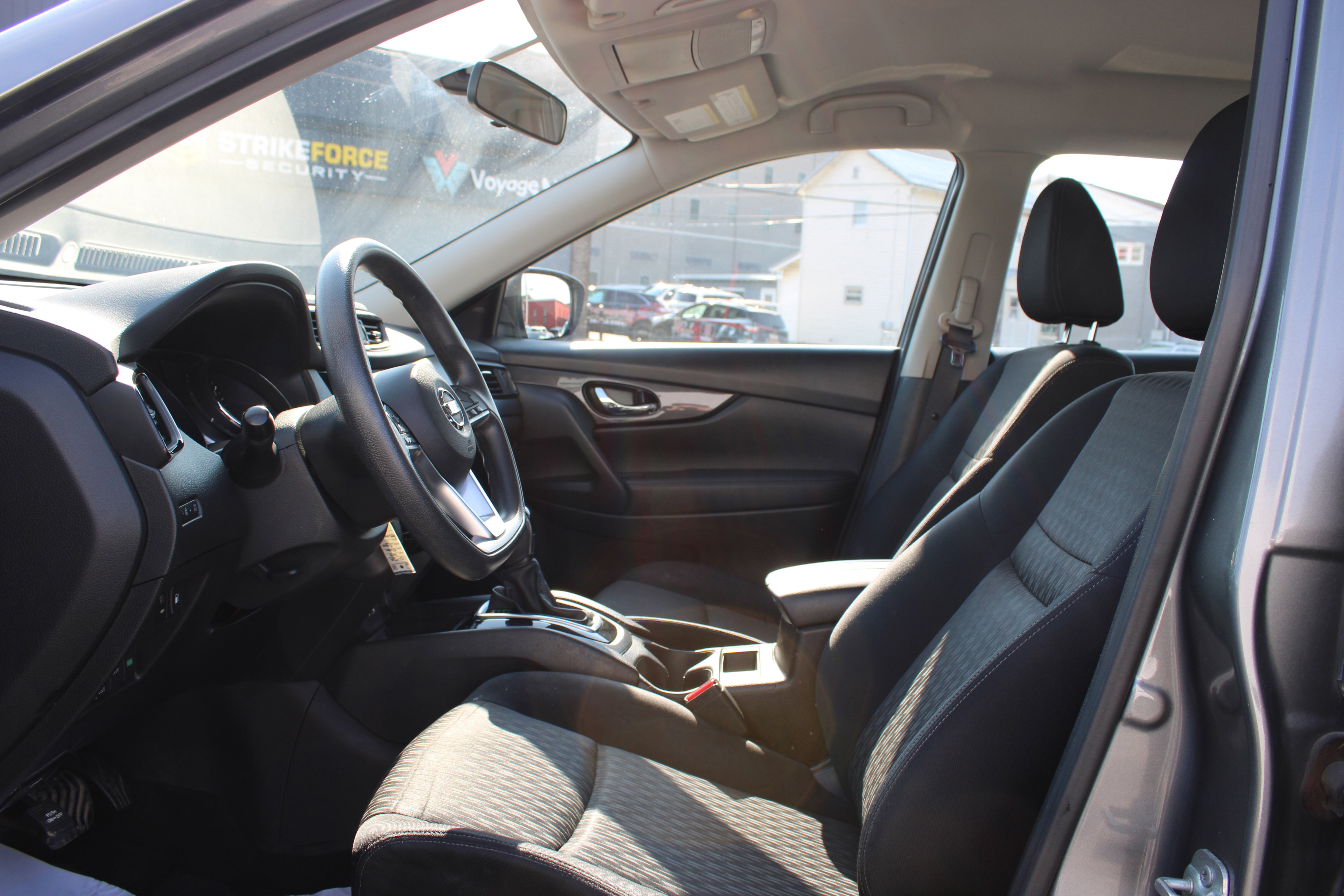 Used 2018 Nissan Rogue S image 13