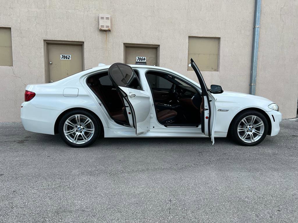 Used 2012 BMW 528i Sedan RWD image 16
