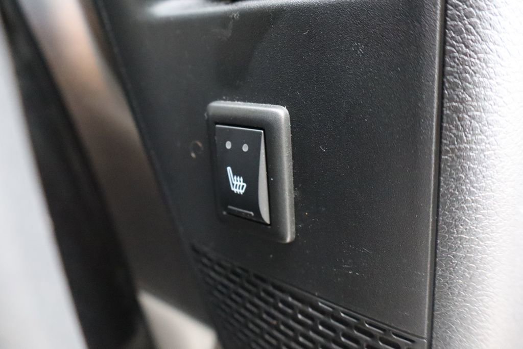 Used 2021 Chrysler Pacifica Touring-L w/ Uconnect Theater Family Group image 46