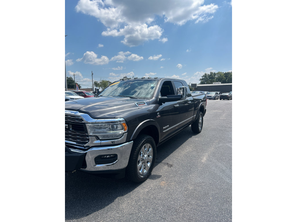 Used 2022 RAM 2500 Limited AWD/4WD image 3