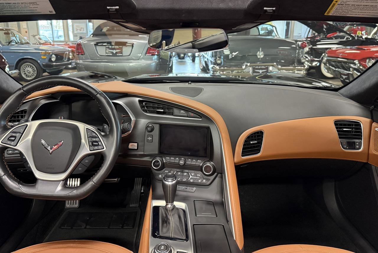 Used 2018 Chevrolet Corvette Stingray Convertible w/ 3LT Preferred Equipment Group image 82