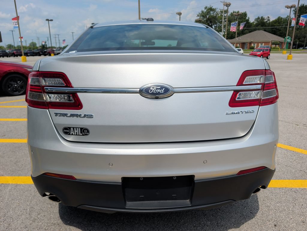 Used 2018 Ford Taurus Limited FWD image 6