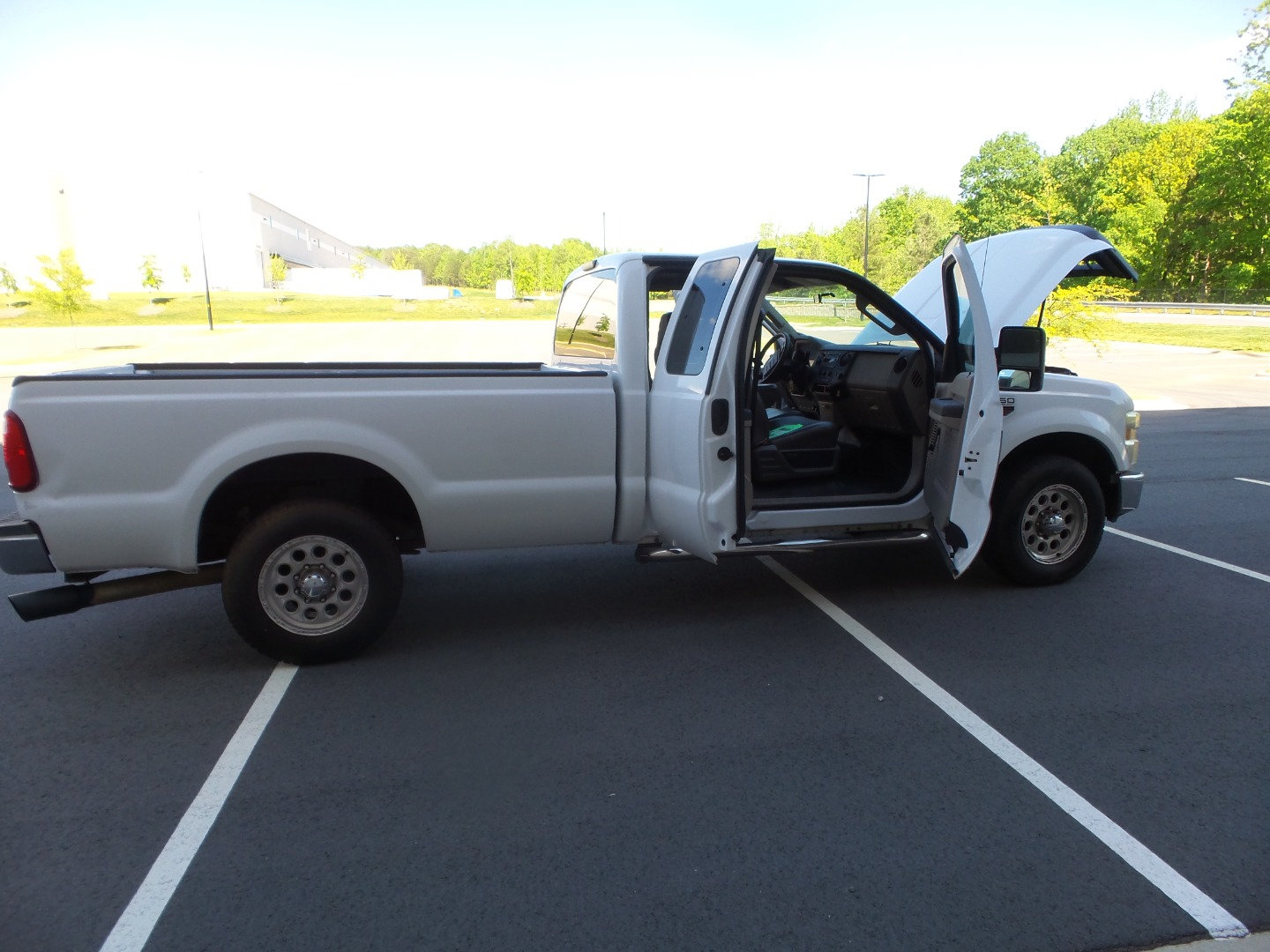 Used 2010 Ford F250 XL RWD image 90
