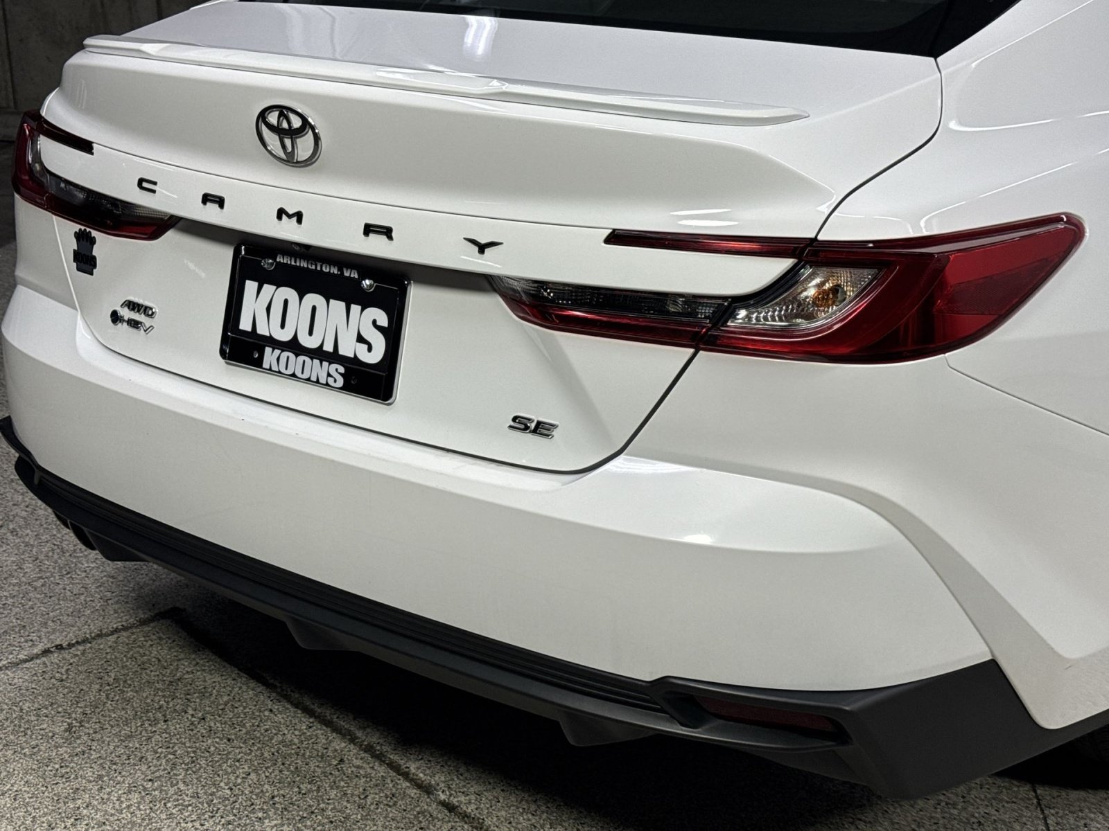 Used 2025 Toyota Camry SE w/ Convenience Package AWD/4WD image 37