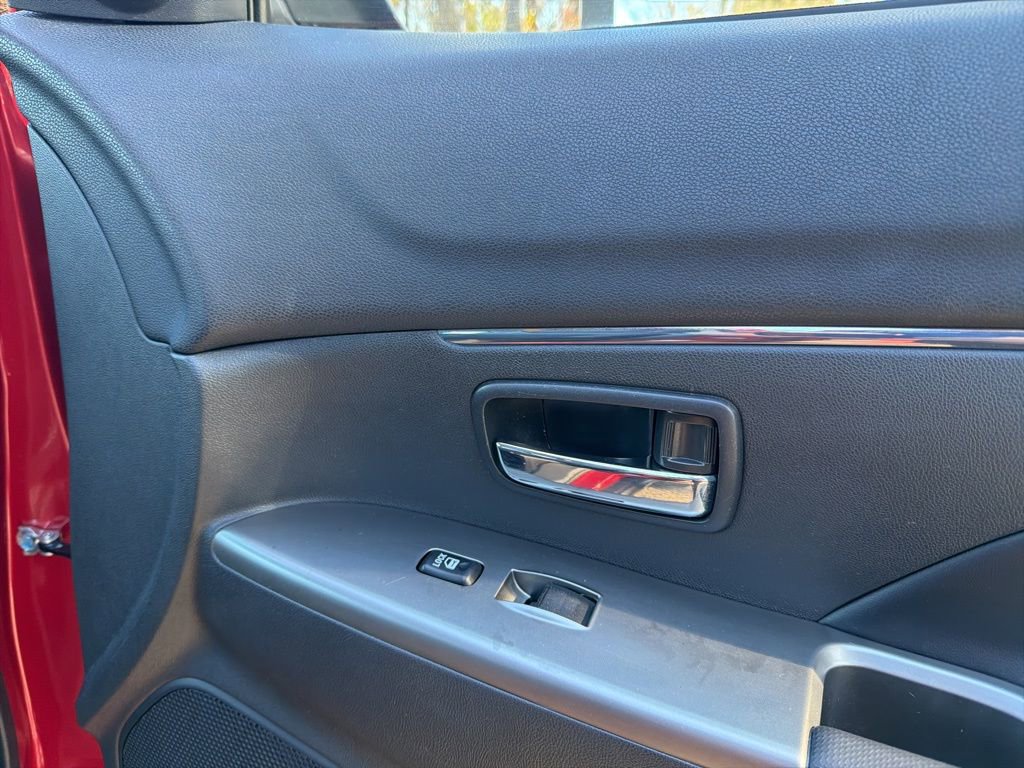 Used 2018 Mitsubishi Outlander Sport SE image 27