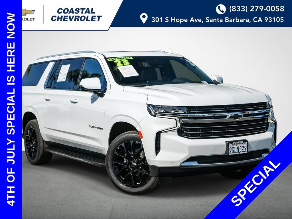 Used 2023 Chevrolet Suburban LT w/ Luxury Package RWD image 1