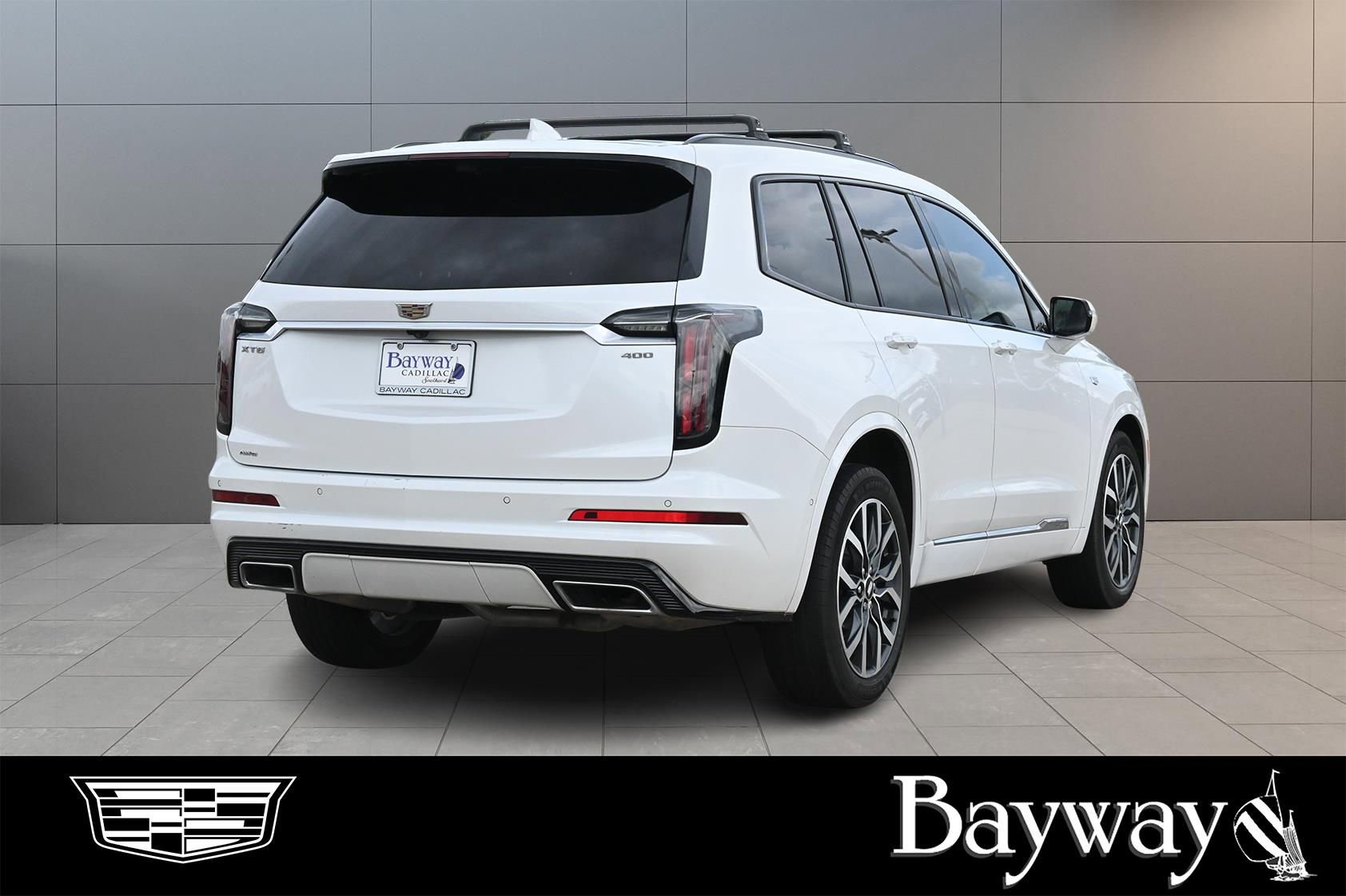 Used 2023 Cadillac XT6 Sport w/ Technology Package AWD/4WD image 5