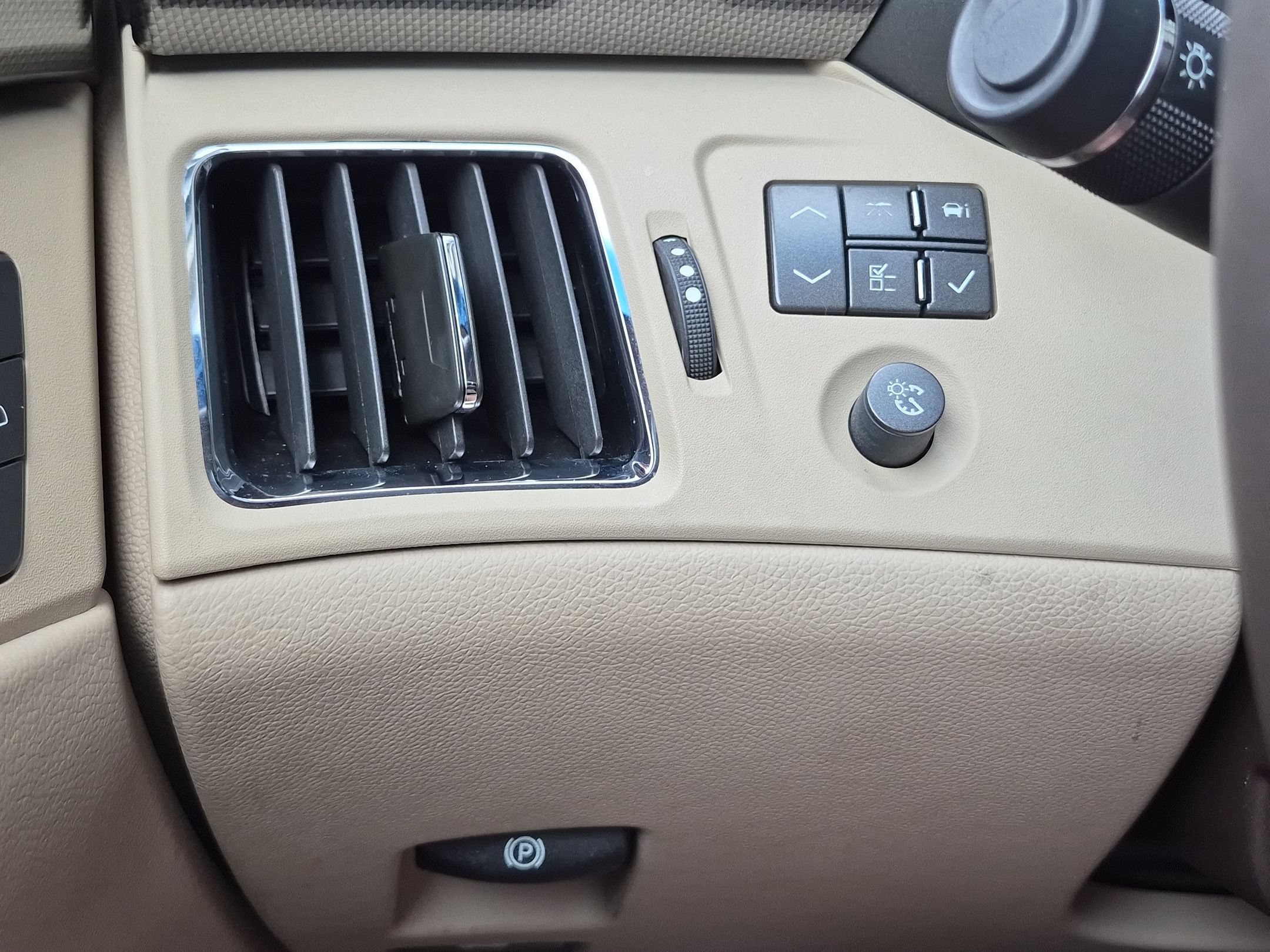Certified 2013 Cadillac CTS Luxury RWD image 14