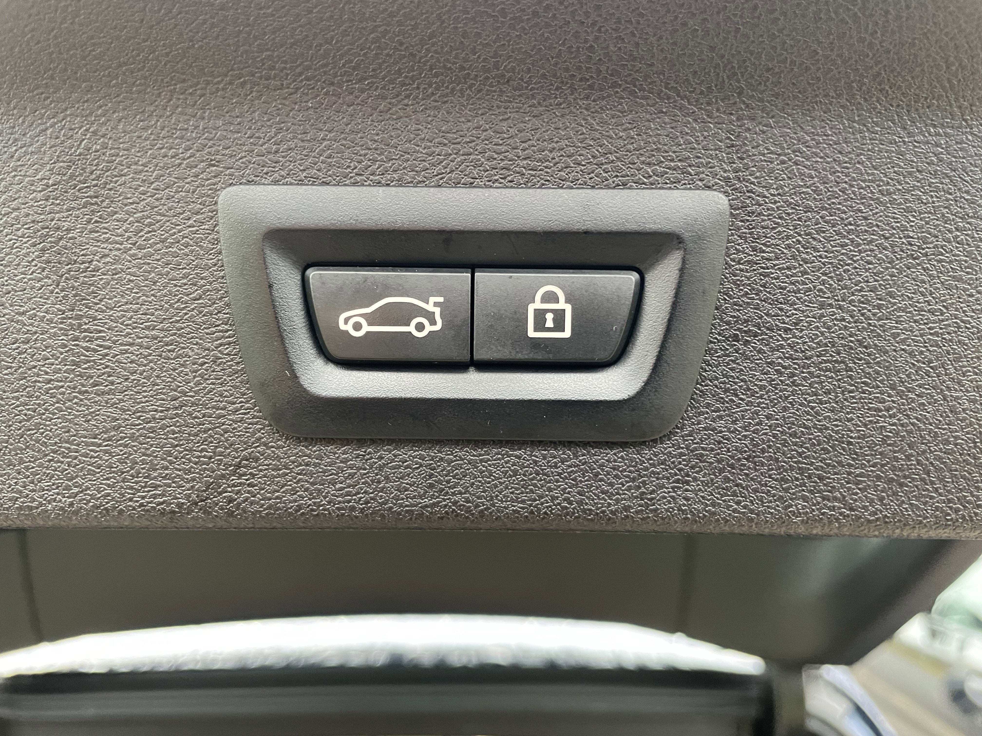 Used 2020 BMW X3 xDrive30i w/ M Sport Package 2 image 38