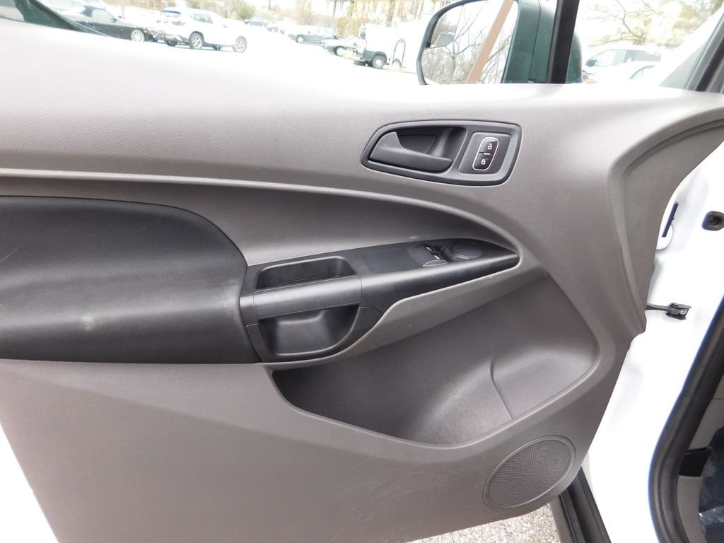 Used 2019 Ford Transit Connect XL image 12