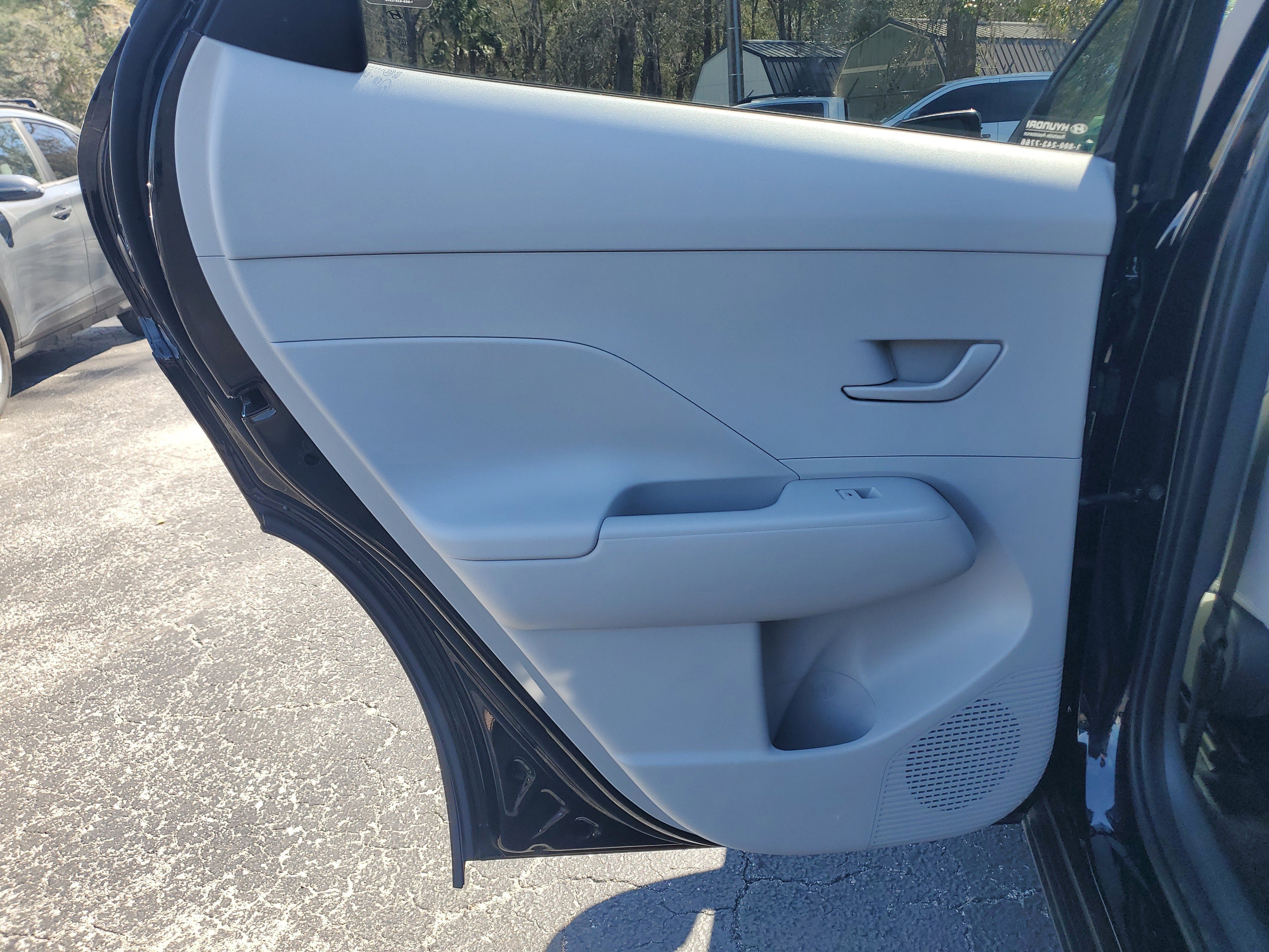 Used 2025 Hyundai Kona SEL image 23