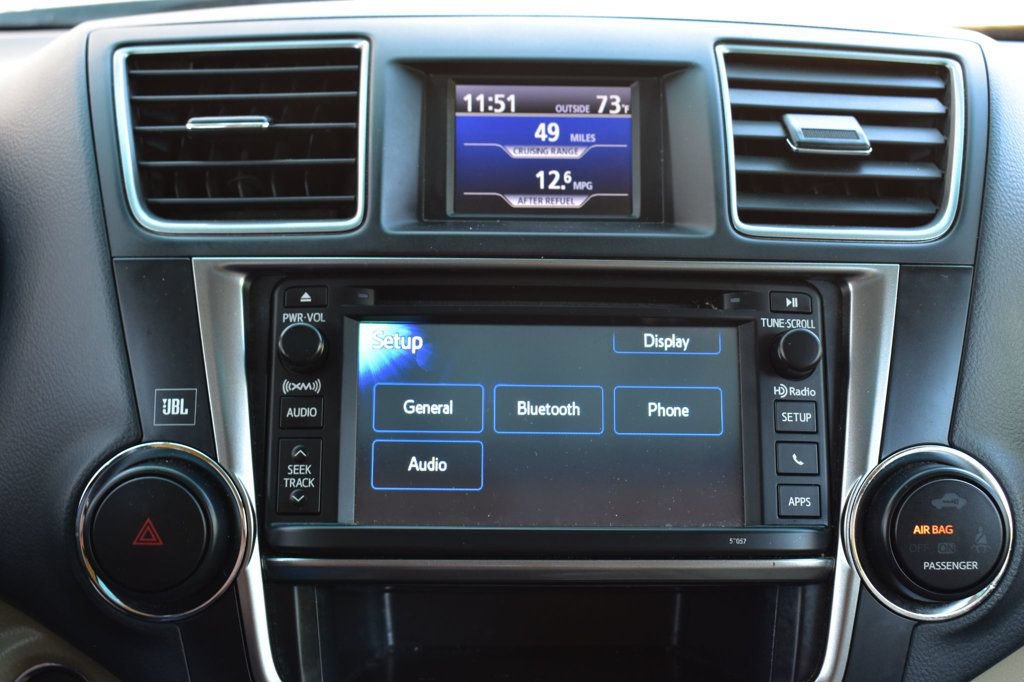 Used 2013 Toyota Highlander Limited AWD/4WD image 39