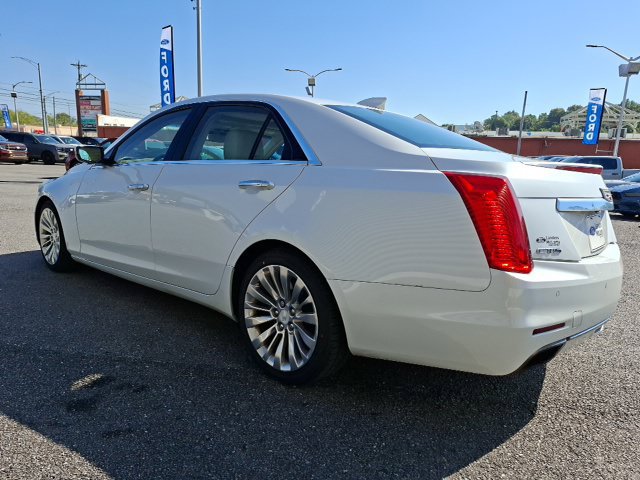 Used 2015 Cadillac CTS Luxury RWD image 5