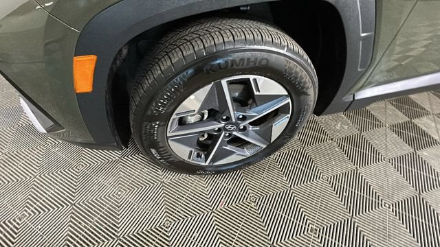 Certified 2025 Hyundai Tucson SEL AWD/4WD image 9