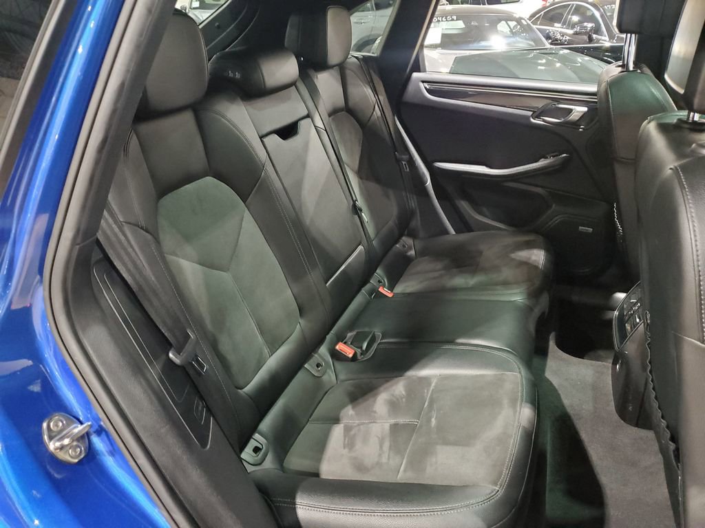 Used 2017 Porsche Macan image 21
