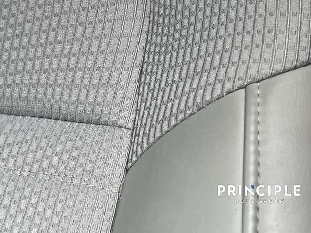 Used 2016 Toyota Camry SE FWD image 17