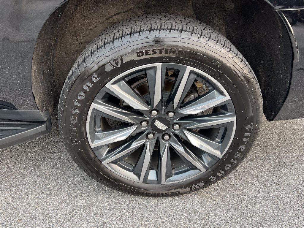 Used 2024 Cadillac Escalade ESV Sport AWD/4WD image 18