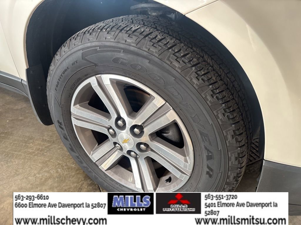Used 2015 Chevrolet Traverse LT image 20