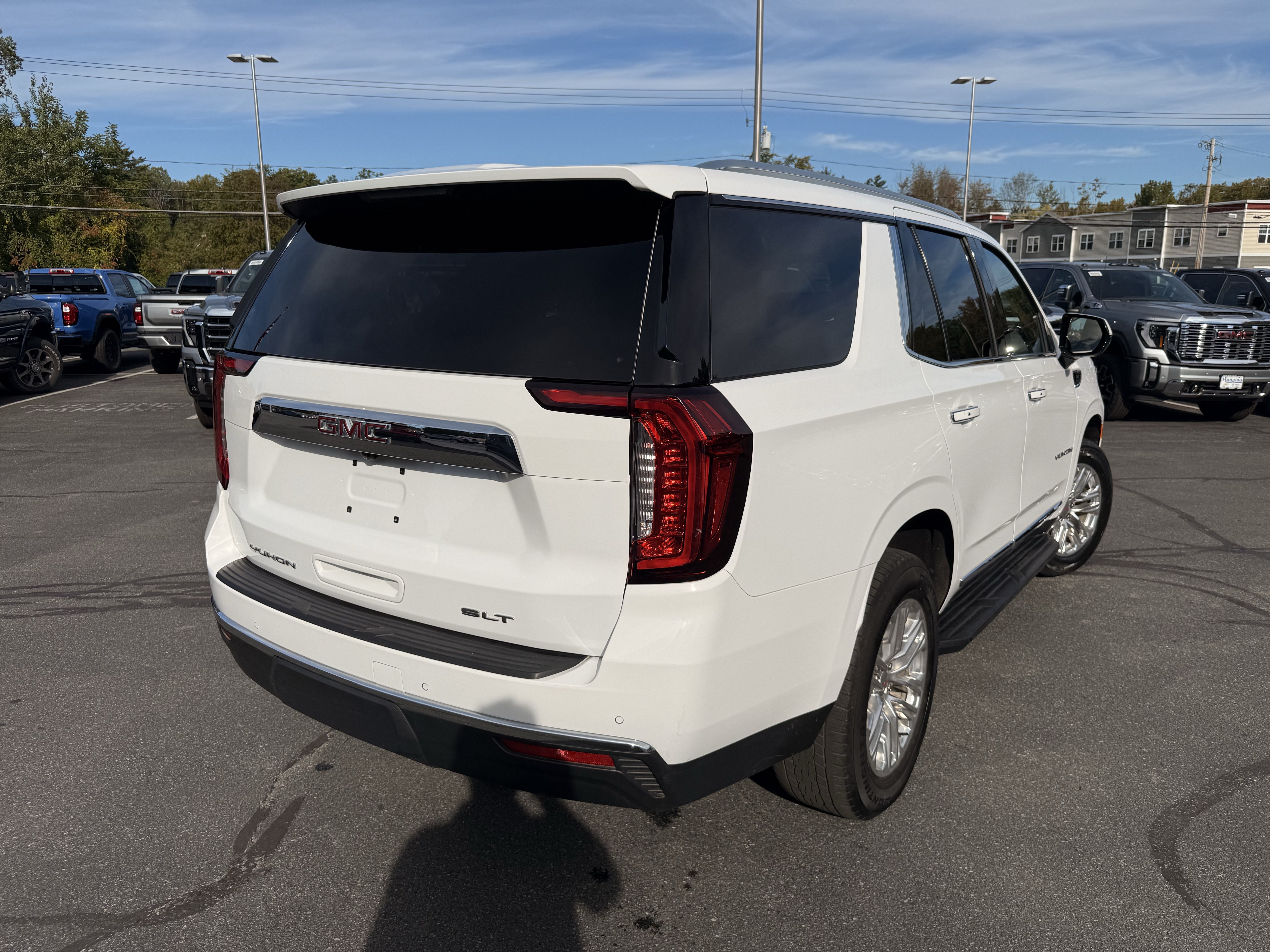 Certified 2024 GMC Yukon SLT AWD/4WD image 5
