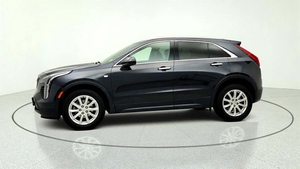Used 2023 Cadillac XT4 Luxury w/ Cold Weather Package AWD/4WD image 8
