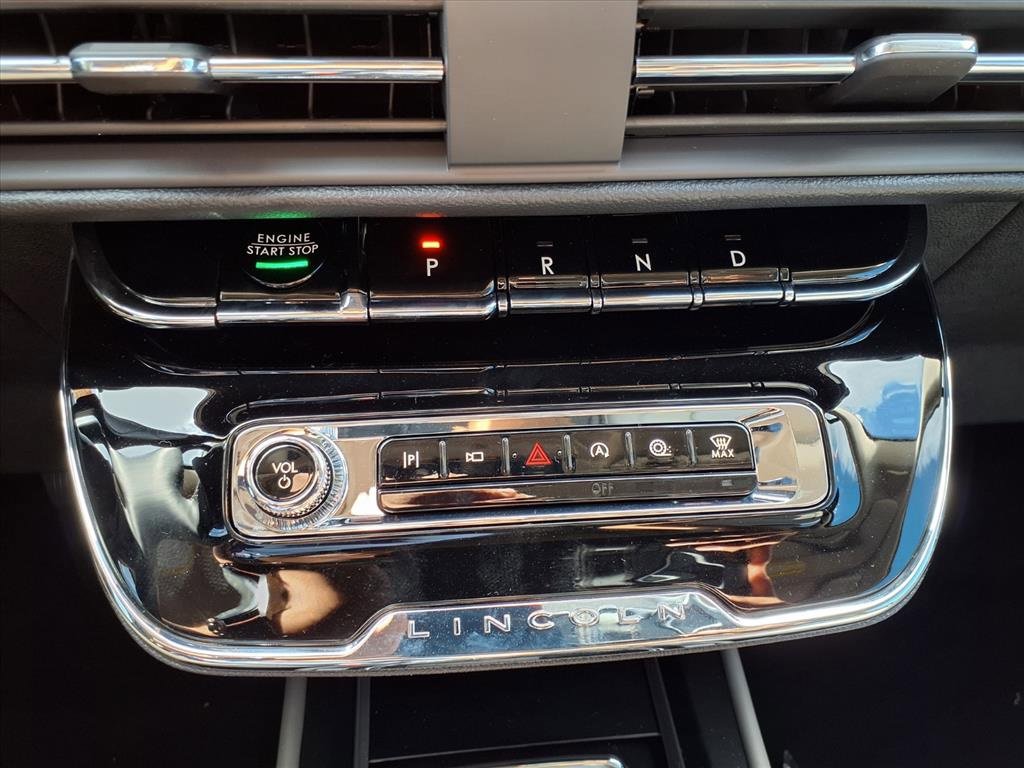 New 2026 Lincoln Corsair Reserve image 7