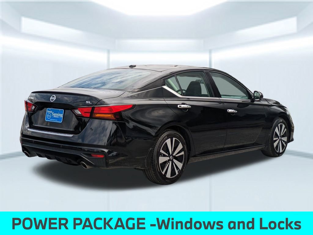Used 2021 Nissan Altima 2.5 SR w/ SR Premium Package image 6