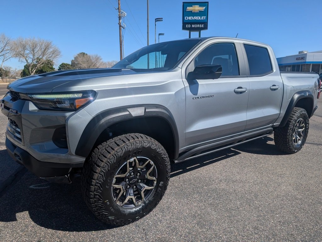 Used 2025 Chevrolet Colorado ZR2 w/ Technology Package