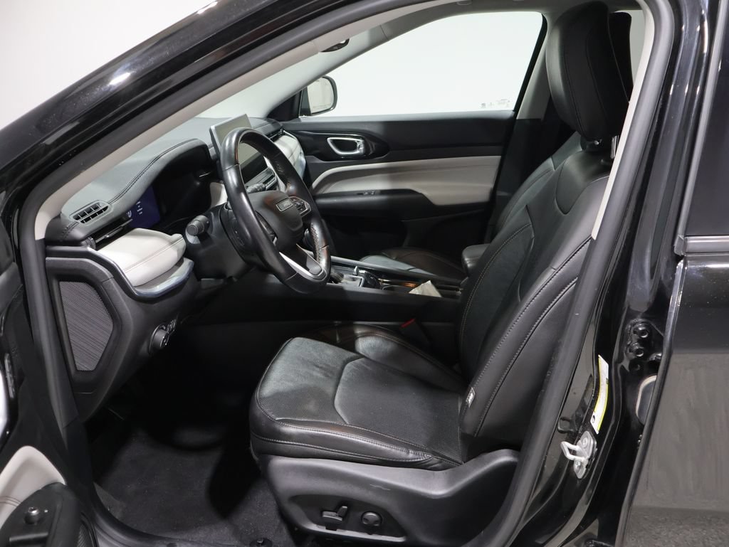 Used 2022 Jeep Compass Limited w/ Elite Group AWD/4WD image 10