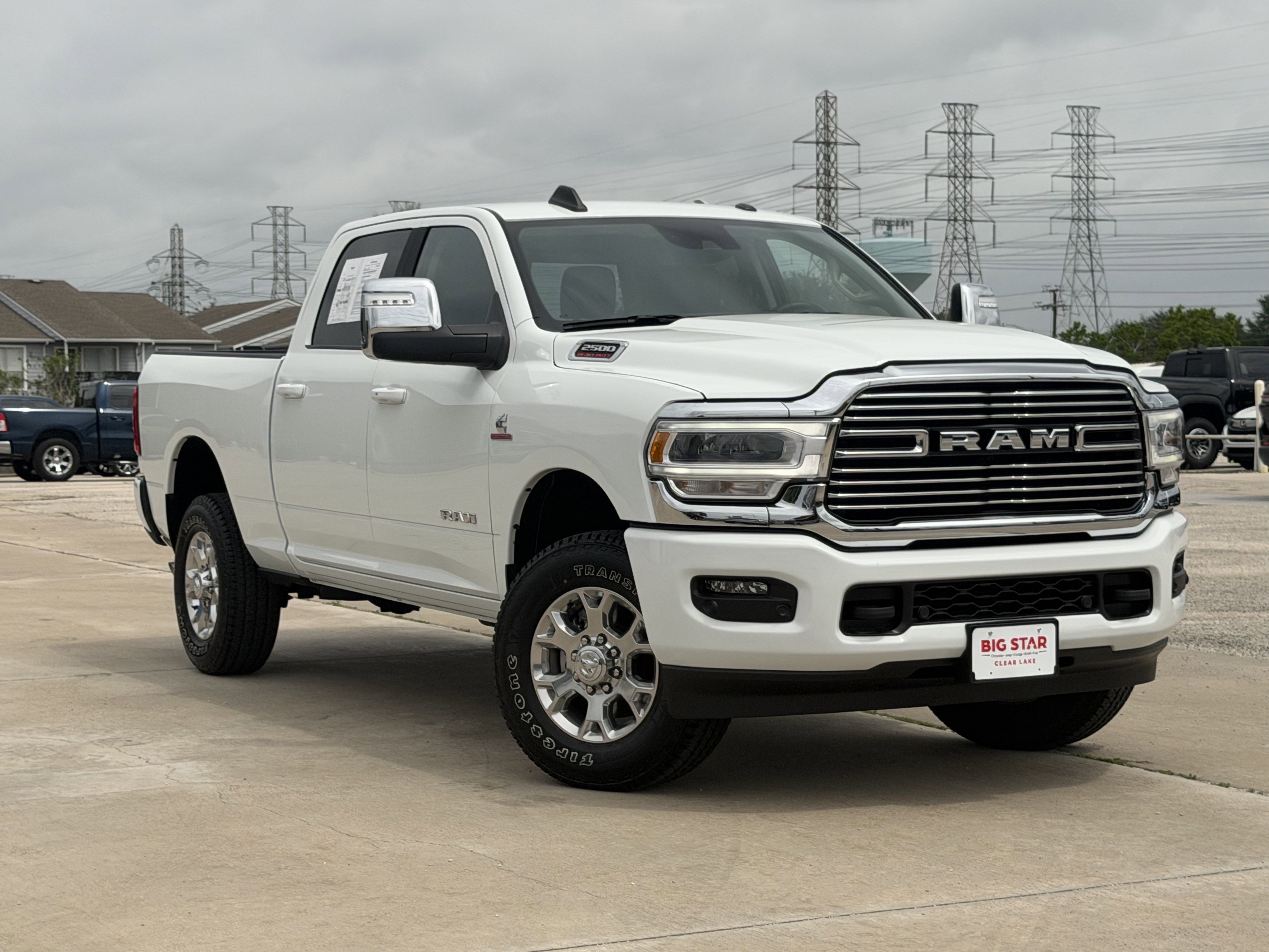 Used 2024 RAM 2500 Laramie w/ Safety Group AWD/4WD image 10