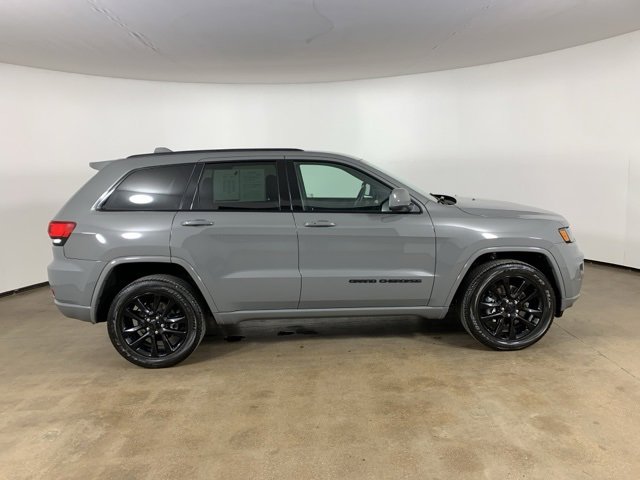 Used 2021 Jeep Grand Cherokee Laredo X image 7