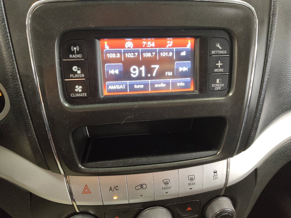Used 2018 Dodge Journey SE w/ Popular Equipment Group FWD image 25